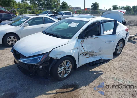 2020 Hyundai Elantra Value Edition из США, поврежденный, VIN 5NPD84LF6LH499797